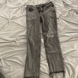Distressed Anthropologie straight leg jeans!